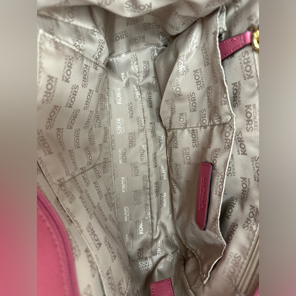 Michael Kors Pink Saffiano Leather Small Jet Set Travel Tote Shoulder Bag - Picture 4 of 7